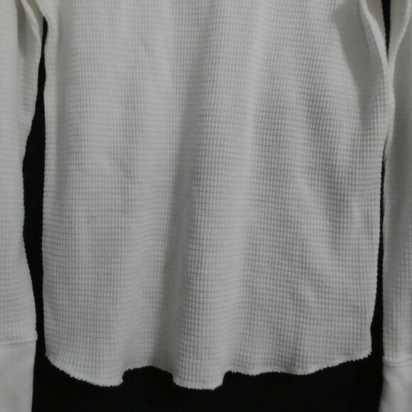 Y2K - GAP | medium | White Long Sleeve Thermal Shirt - Picture 14 of 15